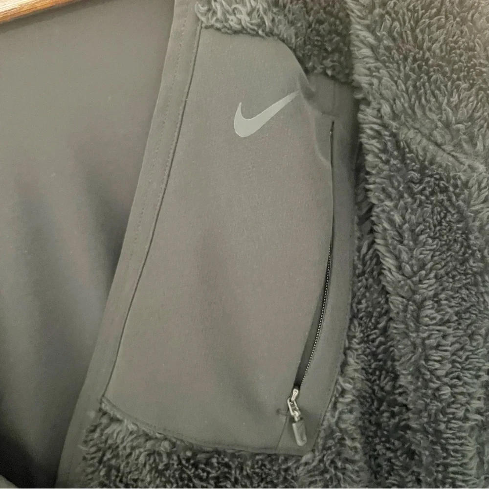 Nike Black Sherpa Training Wrap Jacket Top Womens Size Small‎ Black Long Sleeve
